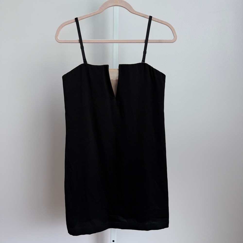 BCBGMAXAZRIA Black Mini Dress Sleeveless V-Neck Size 4 Party Cocktail
